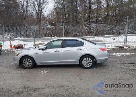 2010 Honda Accord 2.4 Lx из США, поврежденный, VIN 1HGCP2F32AA033262